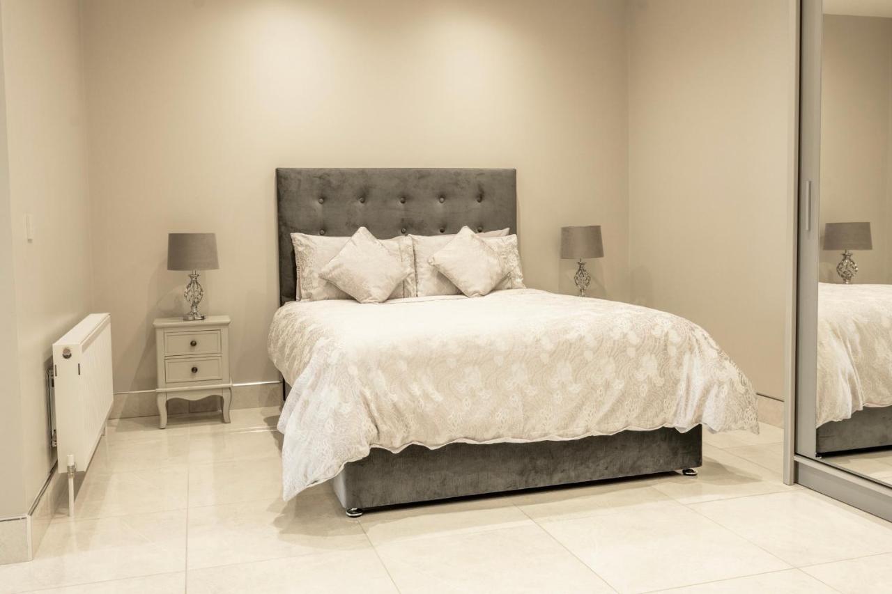 The View Apartment 2, Newry - Luxury Open Plan Apartment With City Views エクステリア 写真