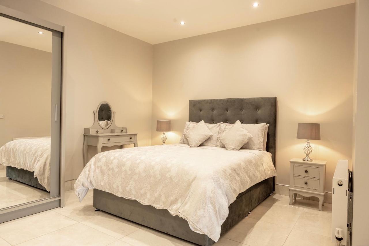 The View Apartment 2, Newry - Luxury Open Plan Apartment With City Views エクステリア 写真