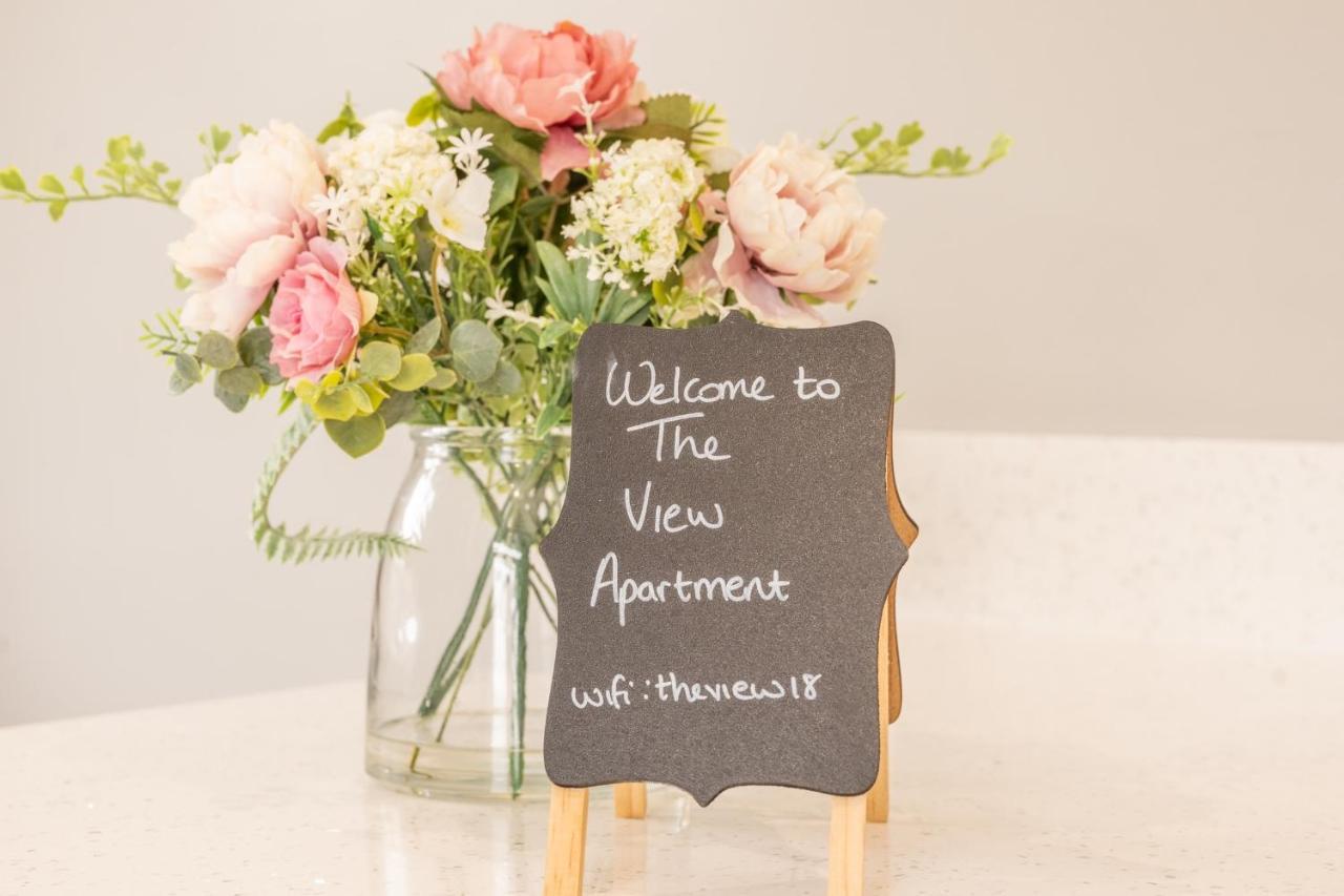 The View Apartment 2, Newry - Luxury Open Plan Apartment With City Views エクステリア 写真