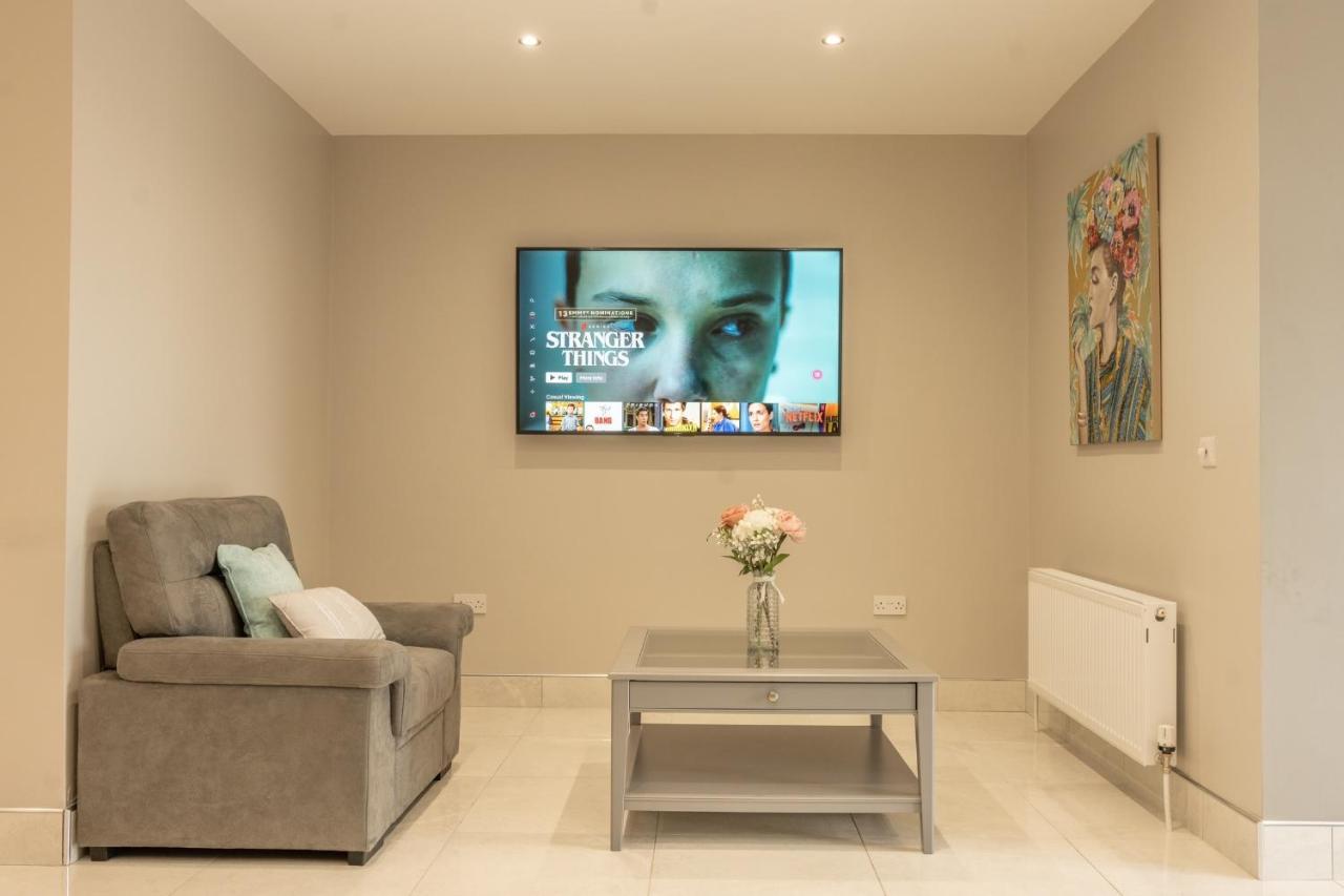 The View Apartment 2, Newry - Luxury Open Plan Apartment With City Views エクステリア 写真